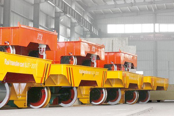 The basic structure of the battery car of the track flat car battery